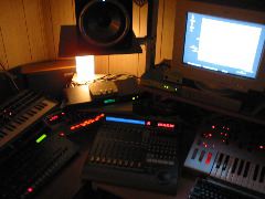 Close up - Logic Control, MS2000R, Microkorg, Ion, AN200, MOTU 828 MKII